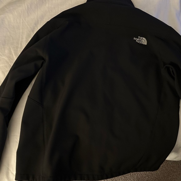 Men’s NORTH FACE black fleece jacket - size LARGE - Picture 6 of 7